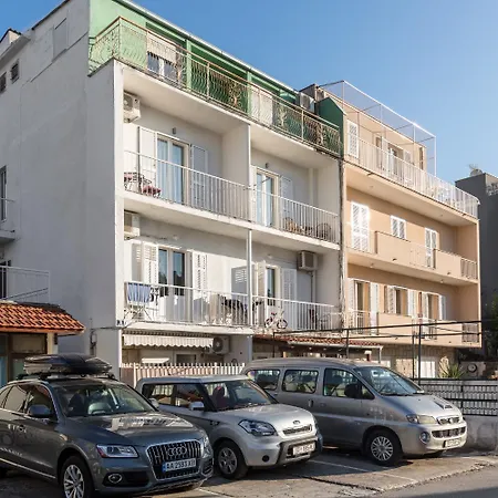 Apartment Neven *