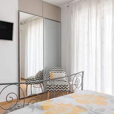 Neven Apartment