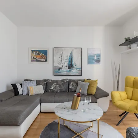 Apartment Neven Split